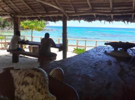 Little bay, hotell sihtkohas Luganville