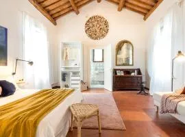 Splendido casale immerso nella natura