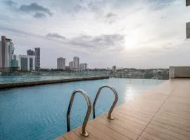 Signature Private Pool 16pax KSL Midvalley