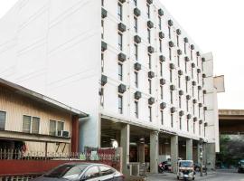 OYO 518 MyTown Amsterdam, Hotel in Manila