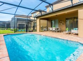 Trīszvaigžņu viesnīca Fabulous Home with Pool at Solterra Resort ST5501 pilsētā Devenporta