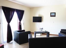 Diez ApartHotel, hotell i Puerto Madryn