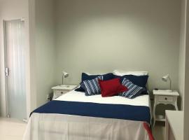 Fish Inn Hotel, hotel di Barra Velha
