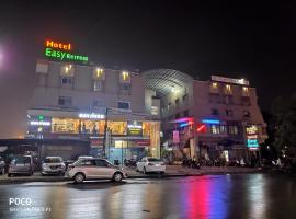 Hotel Easy Retreat – hotel w mieście Vapi