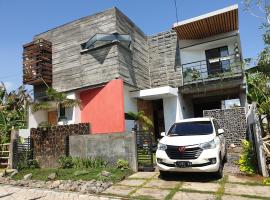 Happy House BnB Bromo backpacker โรงแรมในโปรโบลิงโก