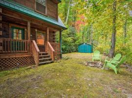 Pet-Friendly Rustic Bryson City Cabin with Fire Pit!, vacation rental in Bryson City