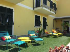 Oasi Hotel, hotel v Levantu