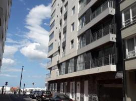 Appartement met zicht op zee, hotel a Knokke-Heist