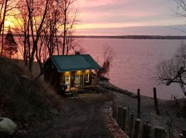 Maison sur la plage, hotel Grenville-sur-la-Rouge-ban