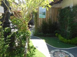 Dika Homestay, family hotel in Sidemen