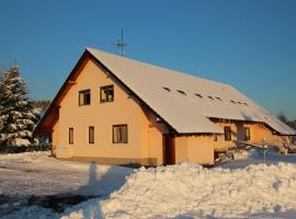 Penzion Kitty, hostal o pensión en Lučany nad Nisou