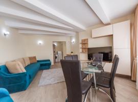 Luxury Desing Apartment, allotjament vacacional a Piteşti