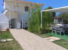Angel House, holiday rental in Drosia