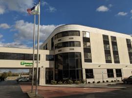 Holiday Inn Champaign by IHG, hotelli kohteessa Champaign