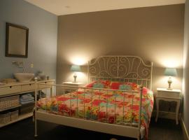 B&B Van Hunebed Naar Jullie Bed, B&B in Schoonoord