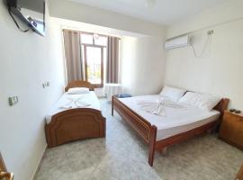 SKURA hotel, hotel v destinaci Burrel