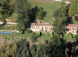 Apartamentos Rurales Les Barnedes, hotel a Molló