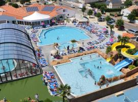 Richards Holidays, hotell i Jard-sur-Mer