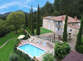 Villa le Capanne, hotel med pool i Montecastelli Pisano