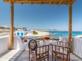 Manolis And Filio Home -By The Sea, holiday rental in Pachaina
