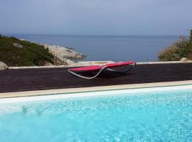 Castelia, hotel v destinaci Lumio