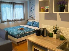Lumpini seaview cha-am By Greenview, hotel di Ban Sahakham