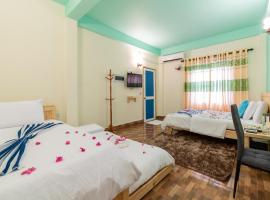 Olhumathi View Inn: Ukulhas şehrinde bir otel