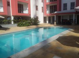 Shanzu Beach apartment 2 bedroom deluxe, holiday rental in Shanzu