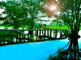 Canal Side Safari Resort, B&B v mestu Udawalawe