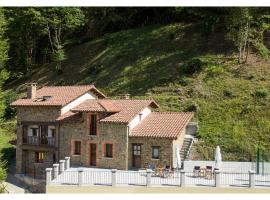 Casa Rural Manuel de Pepa Xuaca, casa vacacional en Tuilla