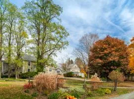 Chesterfield Inn