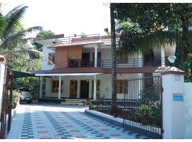 Anand homestay, cheap hotel in Kattappana