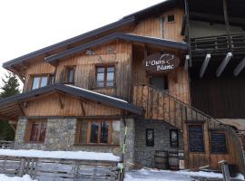 L'Ours Blanc, hotel dekat Téléski du Gust, La Feclaz