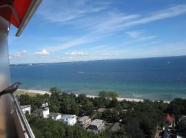 Seeblick Apartment in Plaza Maritim Residenz, hotel with pools in Timmendorfer Strand