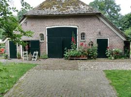 Onder de Linde, Rust, Natuur en Privacy, hotel in Benneveld