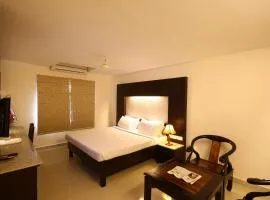 Hotel Crescent Crest Sriperumbudur