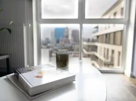 Centre Point Ilumino by LovŁódźApartments