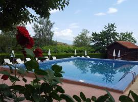 Hotel Villa Ofir, apartmanhotel Szandanszkiban