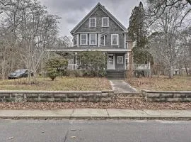 Apt on Vineyard Haven Near Nantucket Sound!
