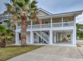 Murrells Inlet Upstairs Unit 1 Block to Beach!, hotel di Myrtle Beach