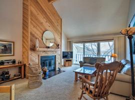 Townhome on Summit Mtn - Skiers Dream!, hotel amb aparcament a Bellaire