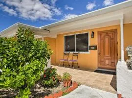 Hip Studio with Patio 1 Mi to Pompano Beach Pier