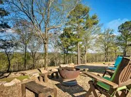 Broken Bow Mountaintop Home w/ Hot Tub!