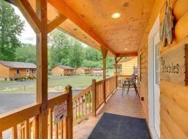 Cozy Bryson City Cabin on Tuck River with Fire Pit!