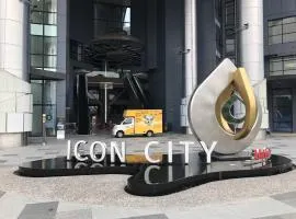 Icon City 8Pax SunwayPyramid & Lagoon CityView