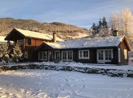 Voss Cabin