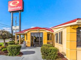 Econo Lodge, khách sạn thân thiện với thú nuôi ở Norwalk