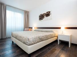 Aparthotel Holiday, hotel di Bibione