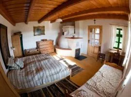 Öreghegyi Apartman