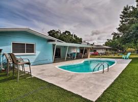 Sarasota Home with Large Backyard and Water Access, hotel in Sarasota